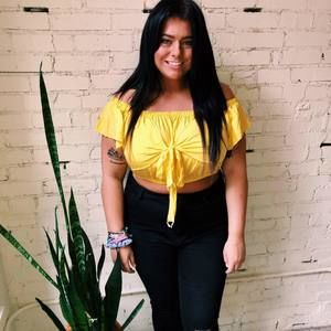 Meet your Posher, Brittni